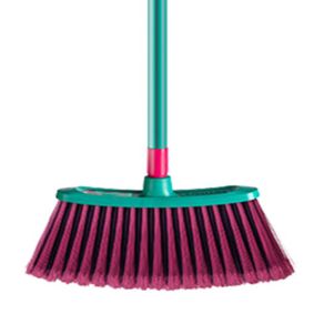 2205831_Vassoura-Bettanin-Novica-Facil-com-Cabo